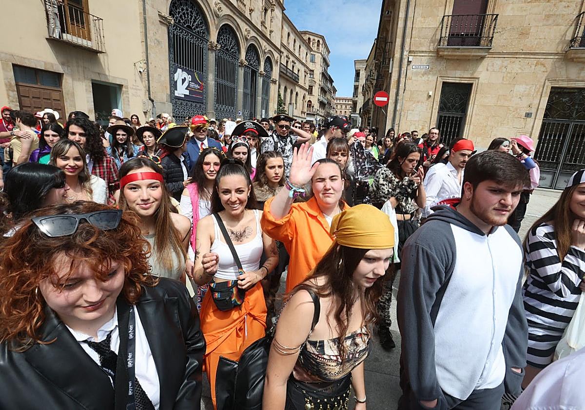 Las fiestas de la Facultad de Geografía e Historia de la USAL, en imágenes