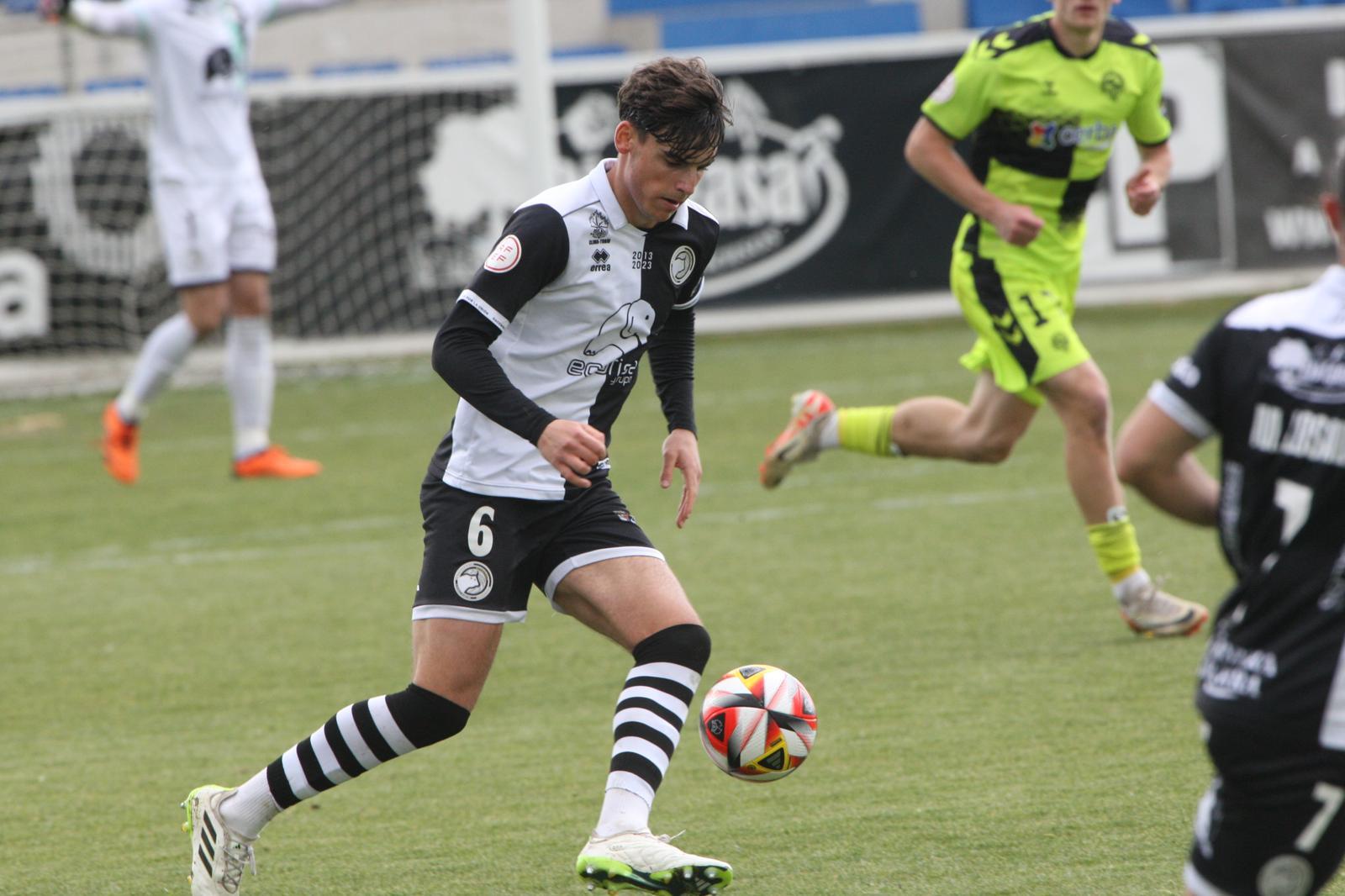 Goleada de Unionistas al Sabadell con triplete de Slavy