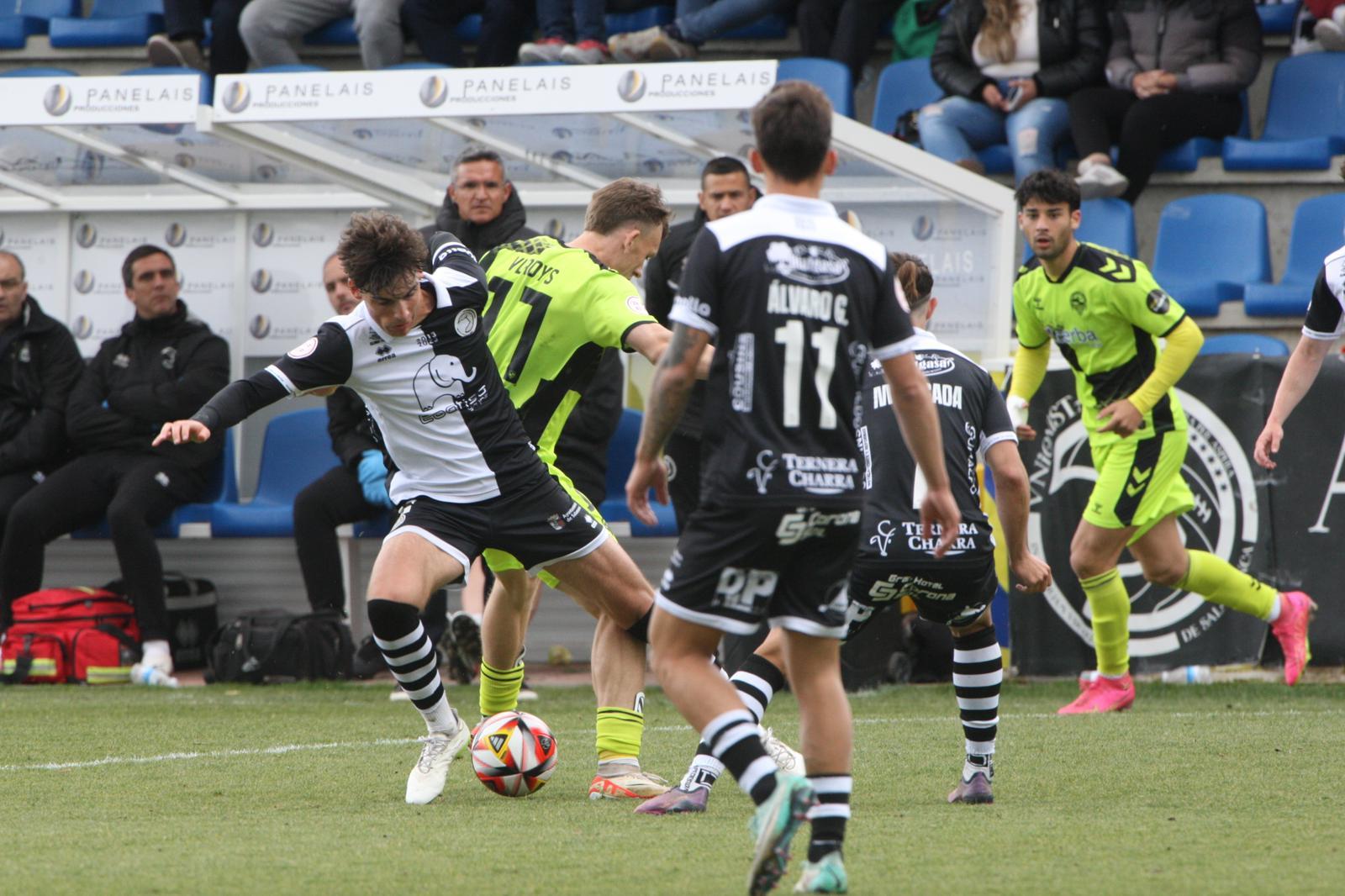 Goleada de Unionistas al Sabadell con triplete de Slavy