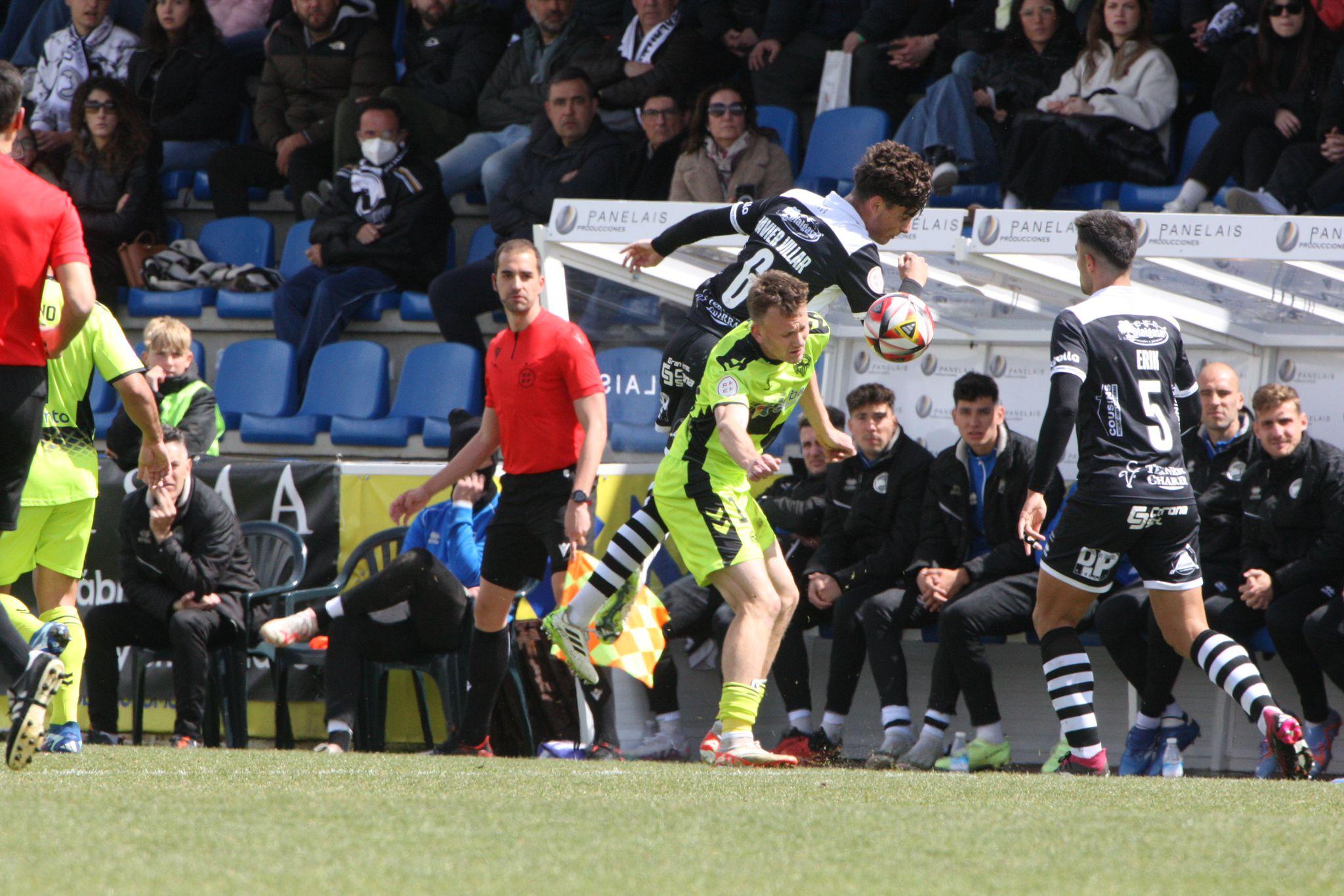 Goleada de Unionistas al Sabadell con triplete de Slavy