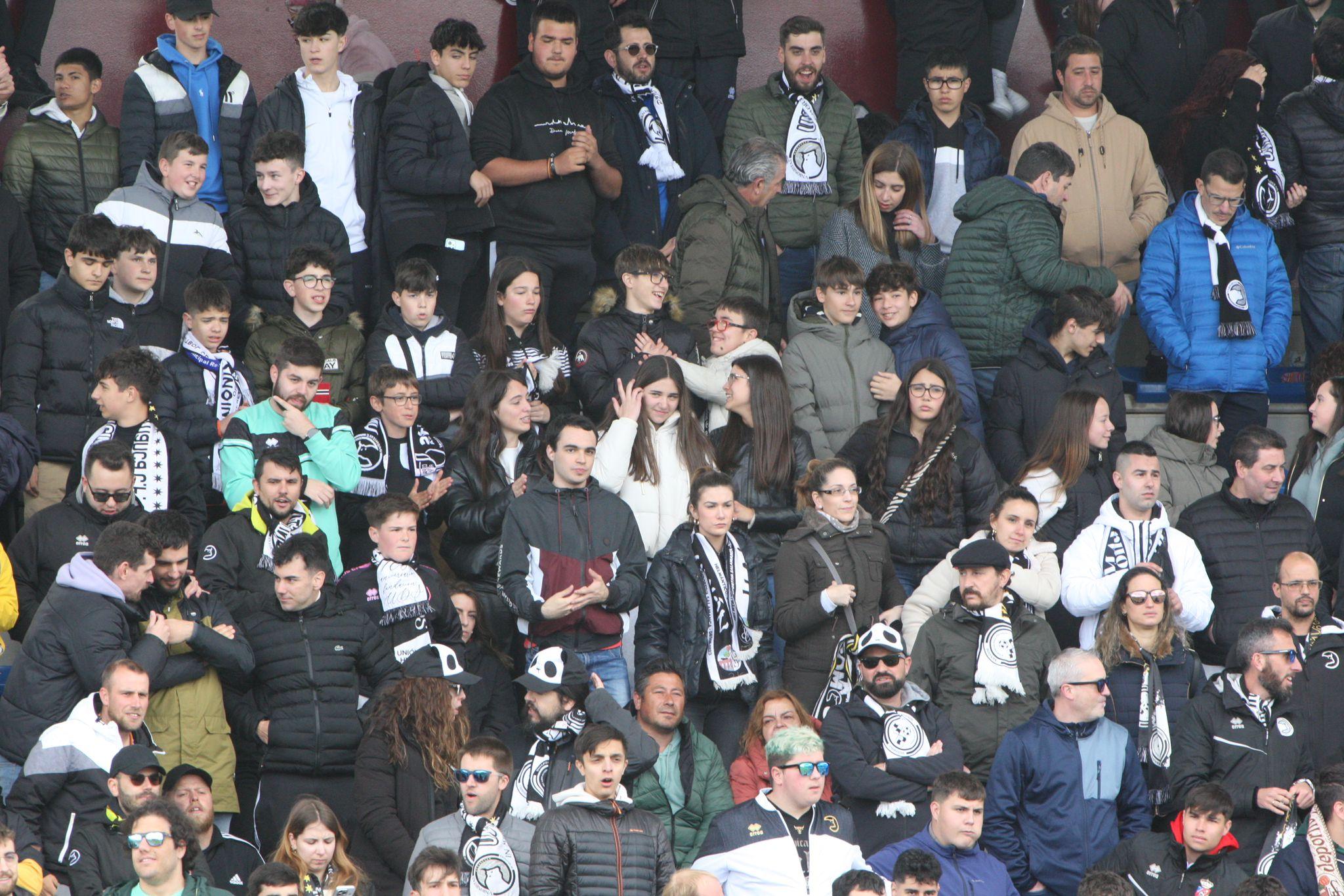 Goleada de Unionistas al Sabadell con triplete de Slavy