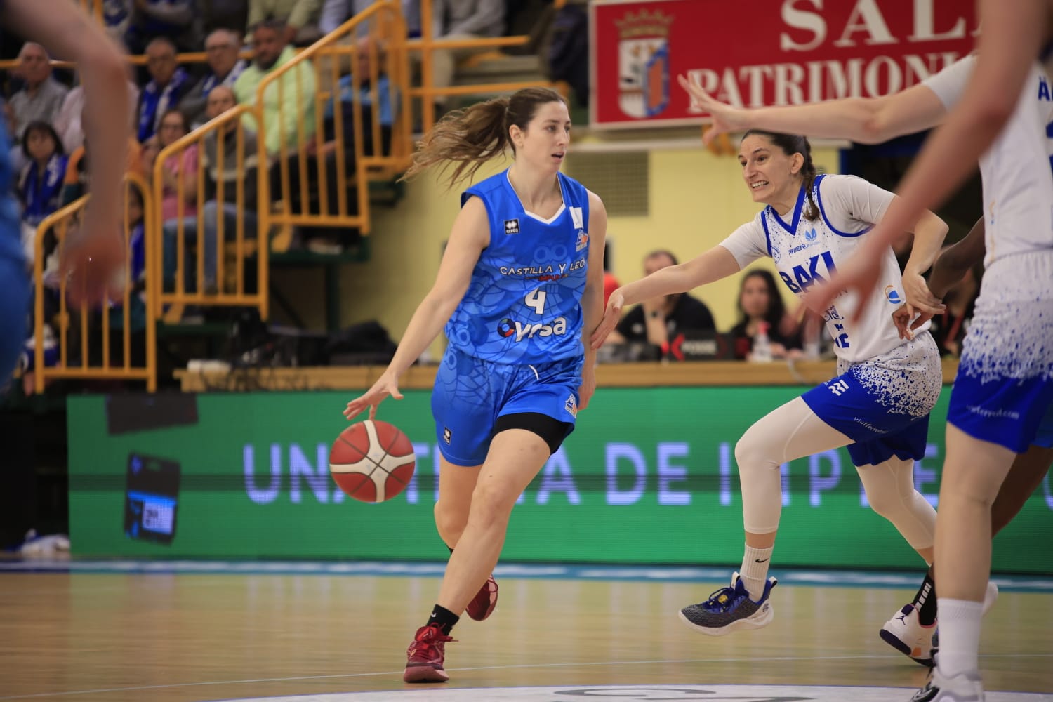 Avenida remonta y jugará las semifinales ante Girona