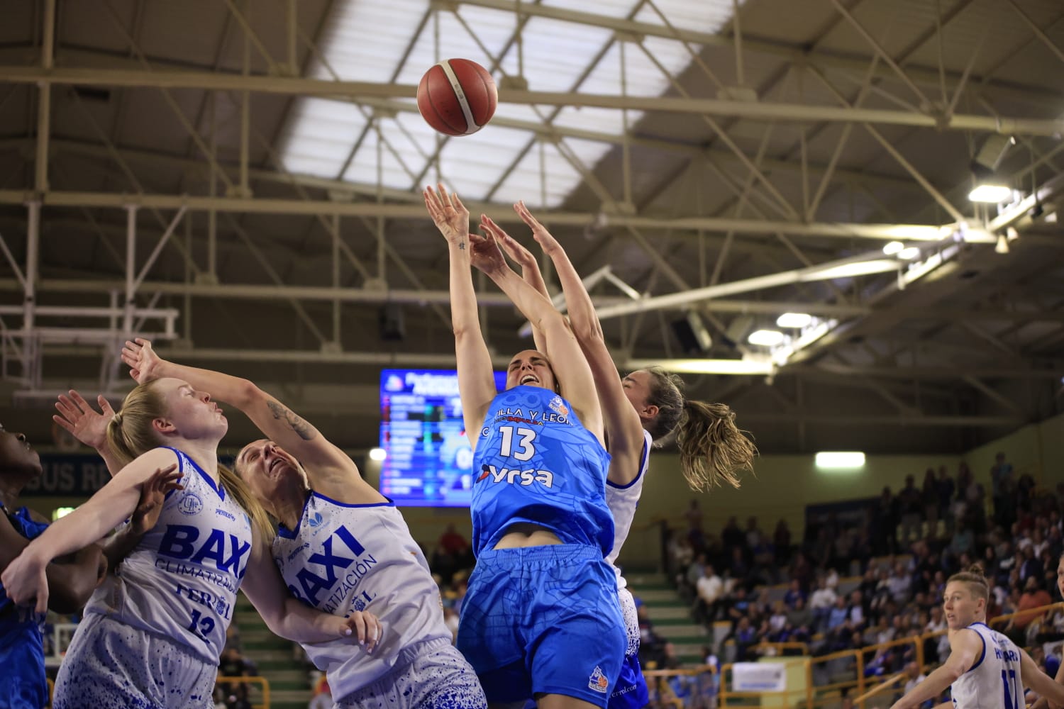 Avenida remonta y jugará las semifinales ante Girona