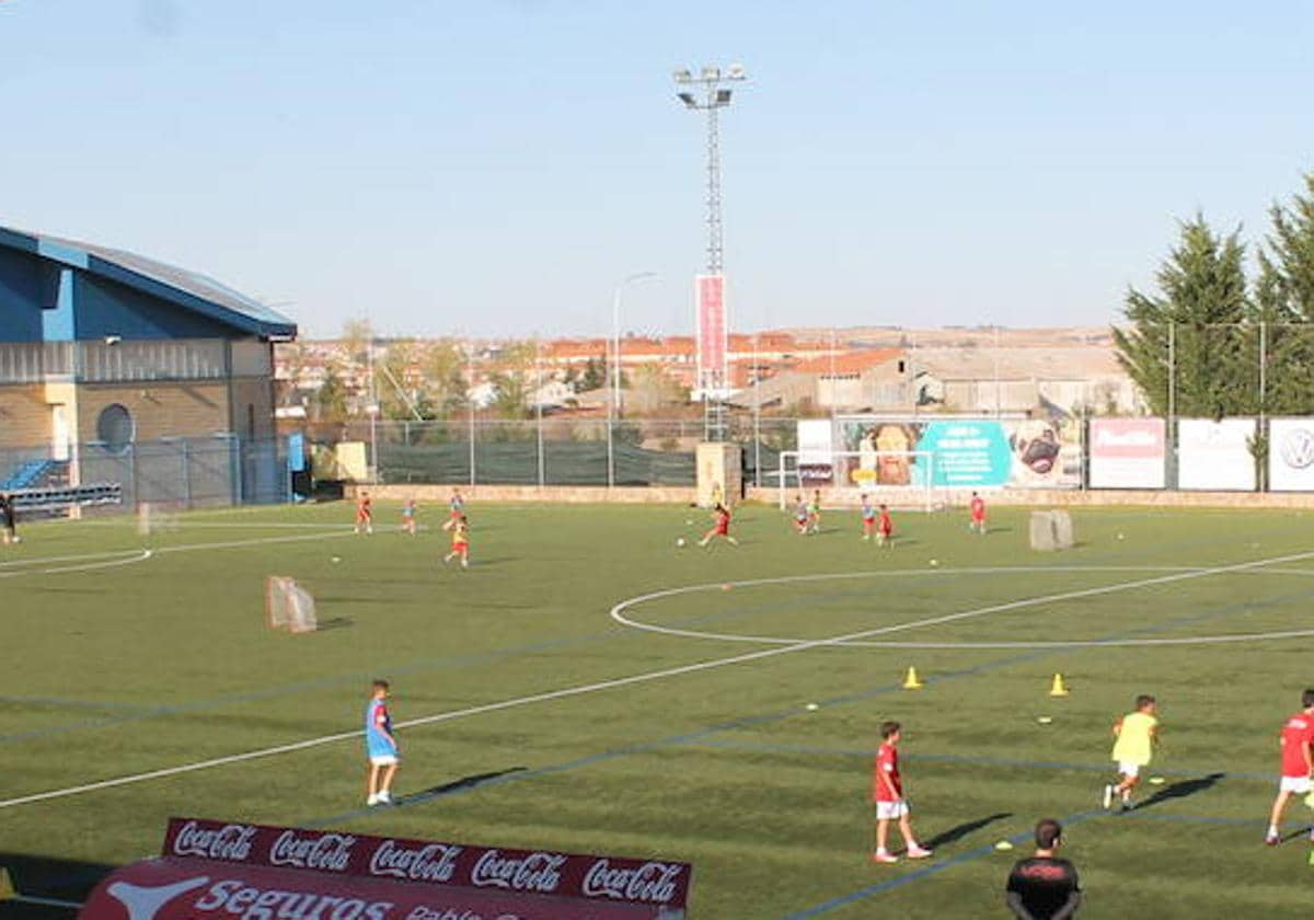 Salamanca: Varios intentos de agresión y amenazas al árbitro de un partido  juvenil: «Te voy a matar hijo de puta» | Salamancahoy