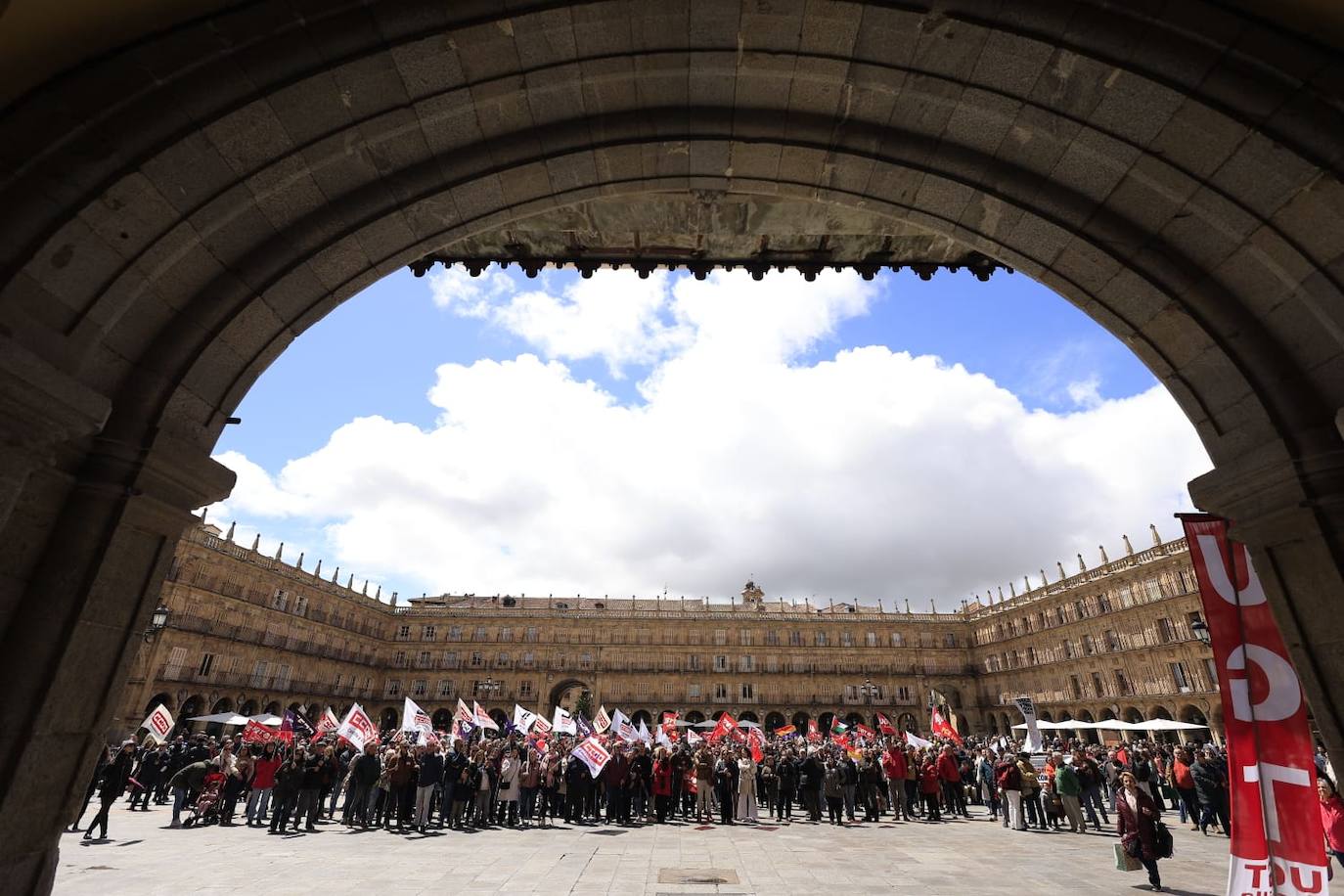 La manifestación en su llegada a la Plaza Mayor