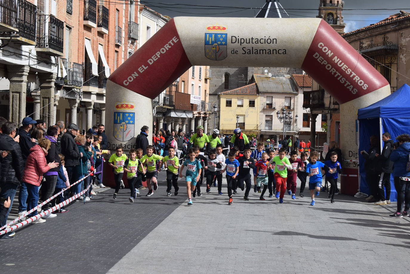 Ignacio Comillas y Sara Izquierdo ganan la XXX Carrera Peñarandina Hijos, Padres y Abuelos 1 de Mayo
