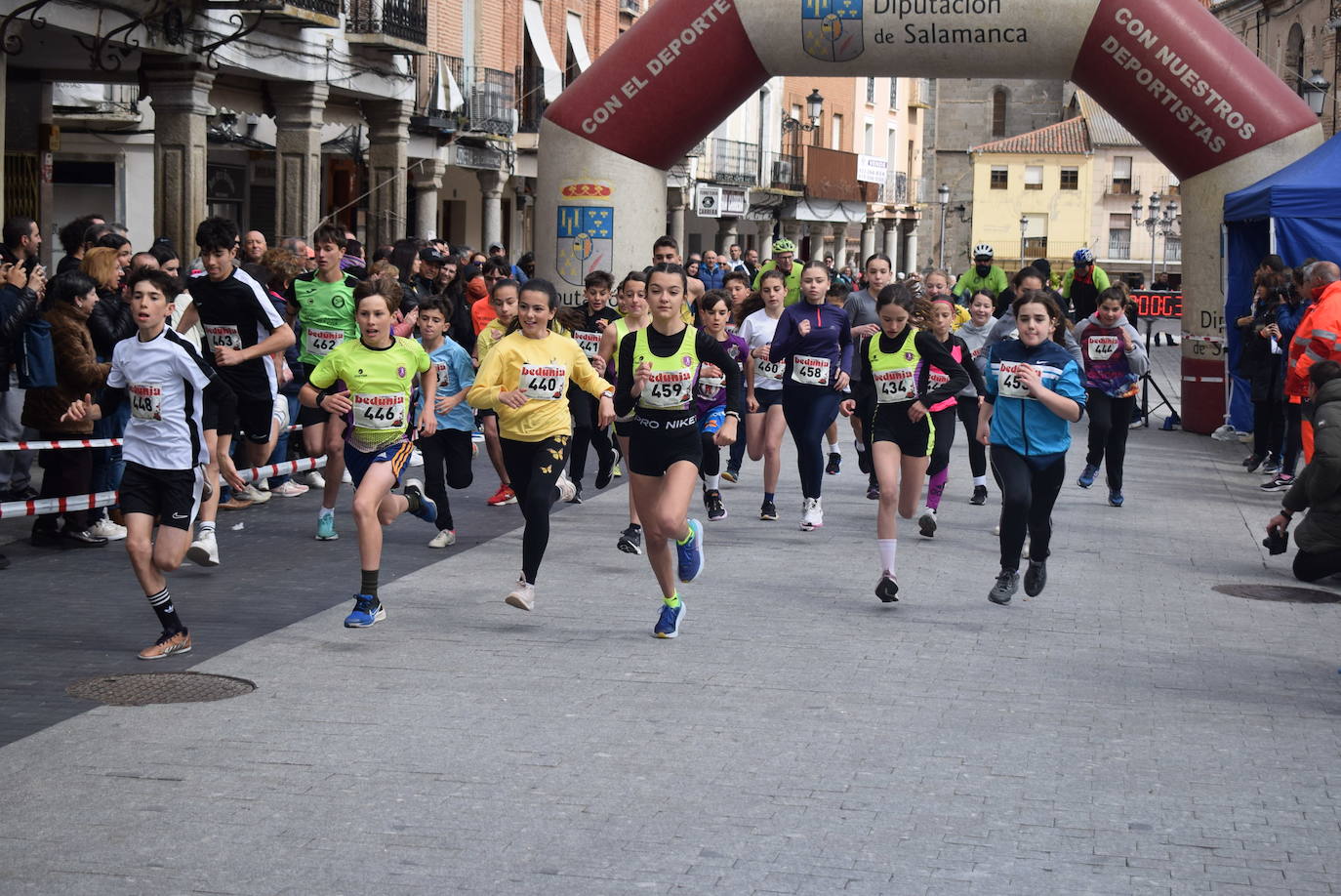 Ignacio Comillas y Sara Izquierdo ganan la XXX Carrera Peñarandina Hijos, Padres y Abuelos 1 de Mayo