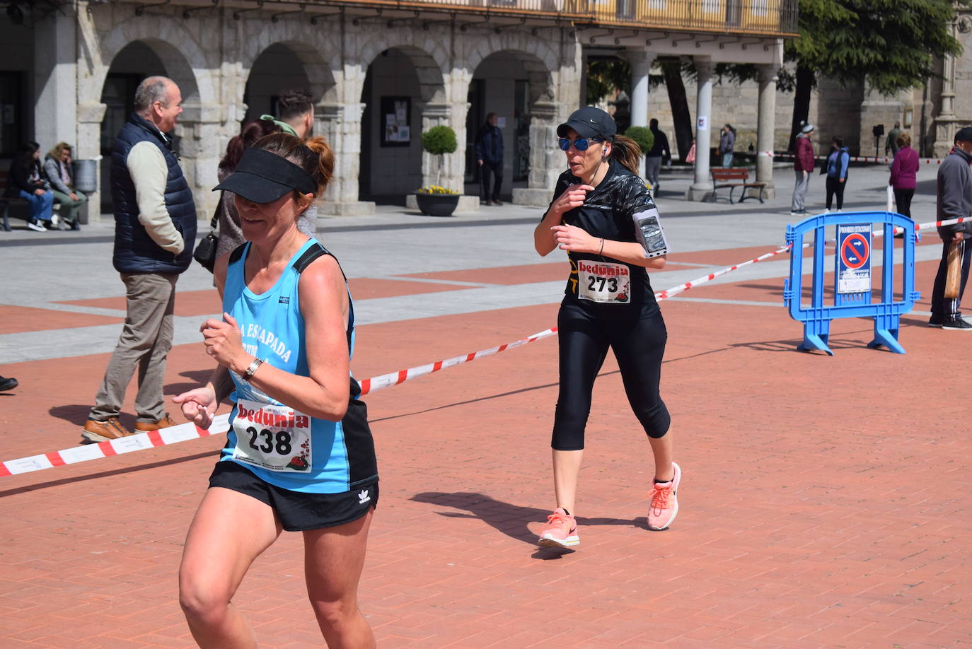 Ignacio Comillas y Sara Izquierdo ganan la XXX Carrera Peñarandina Hijos, Padres y Abuelos 1 de Mayo