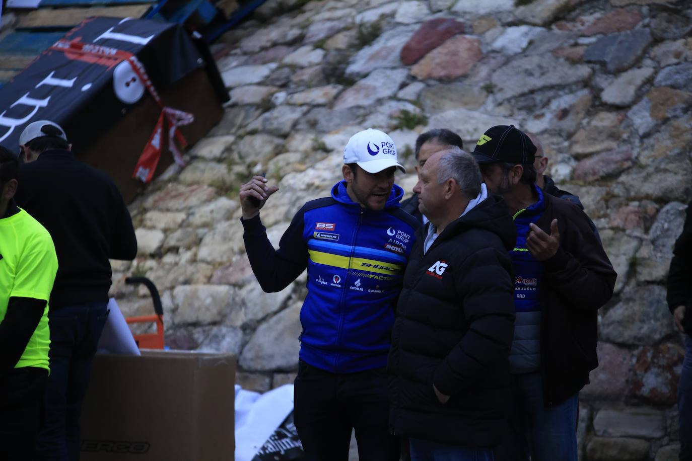 Súper Enduro nocturno en pleno centro de Salamanca
