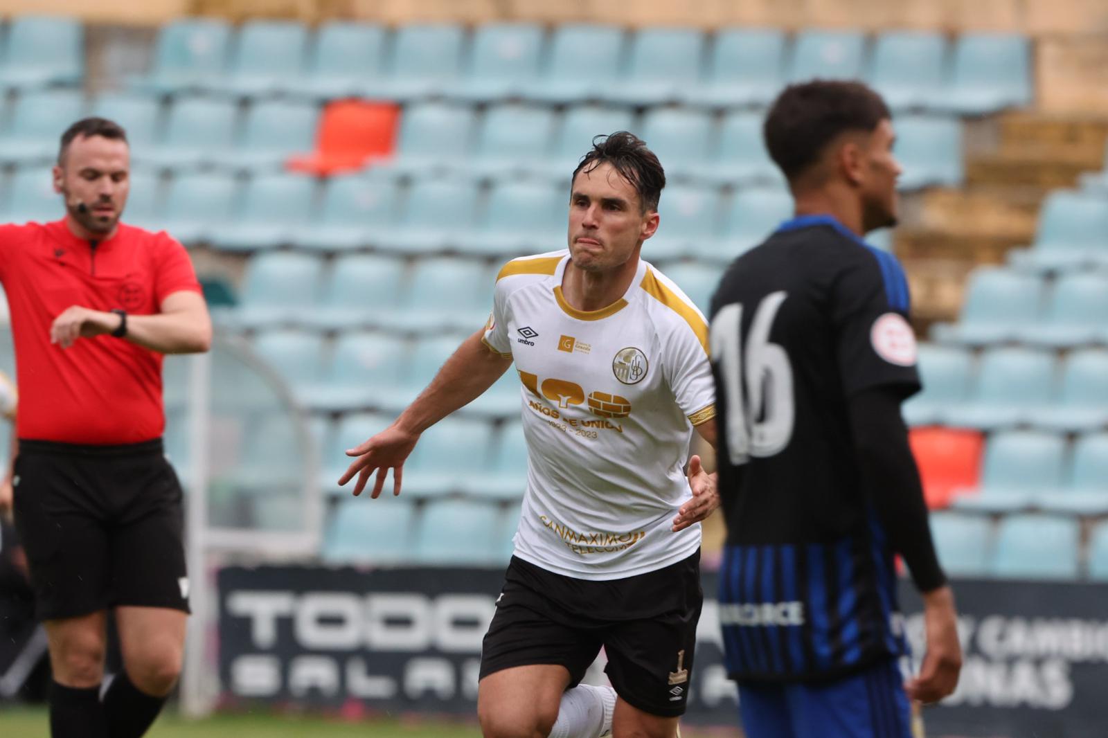 Un Salamanca CF UDS lanzado no se basta y mira ya al playoff de ascenso