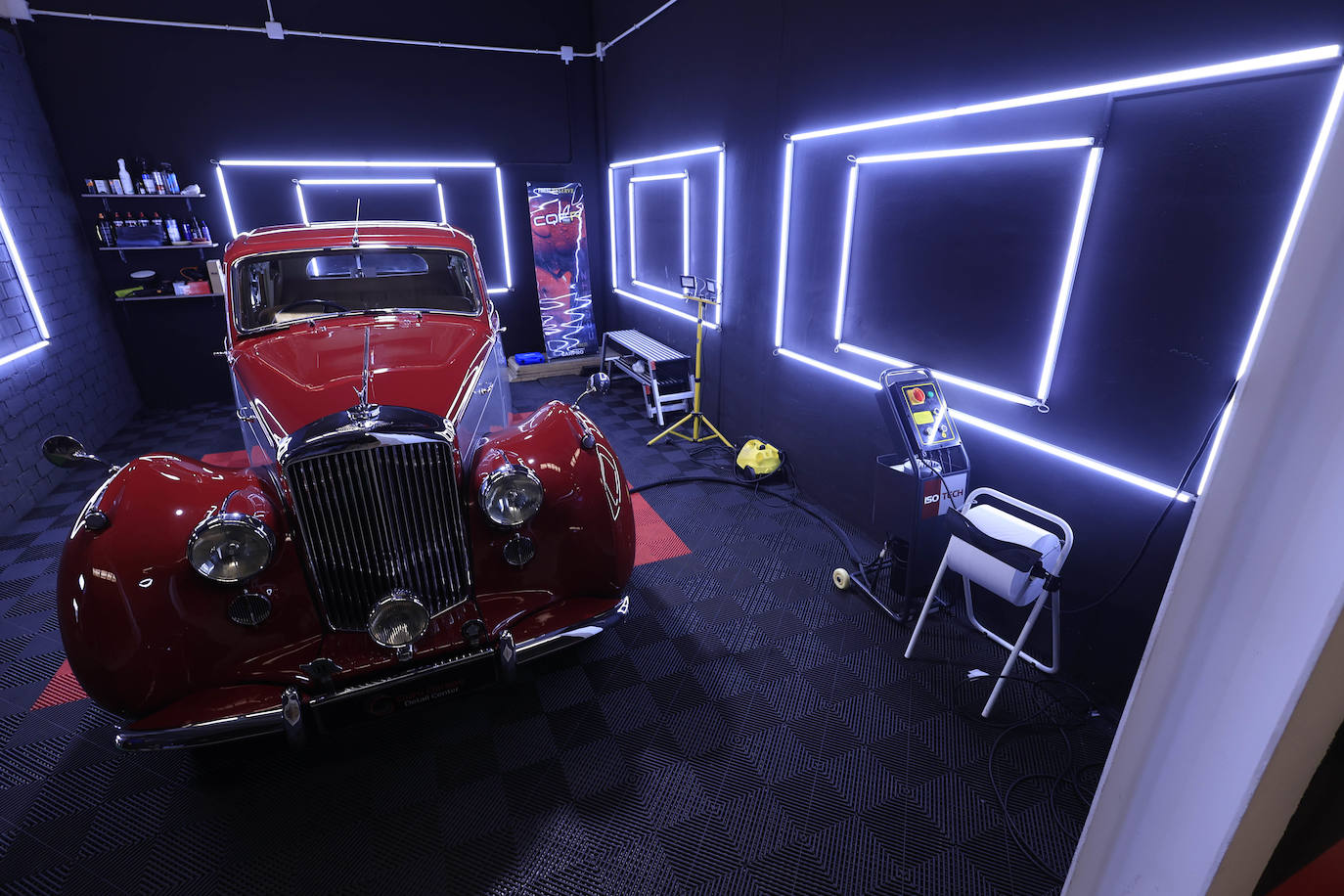 Un Bentley de 1955 cuidado al detalle y recuperado desde Salamanca