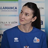 Olcay Çakir, primera salida de Perfumerías Avenida