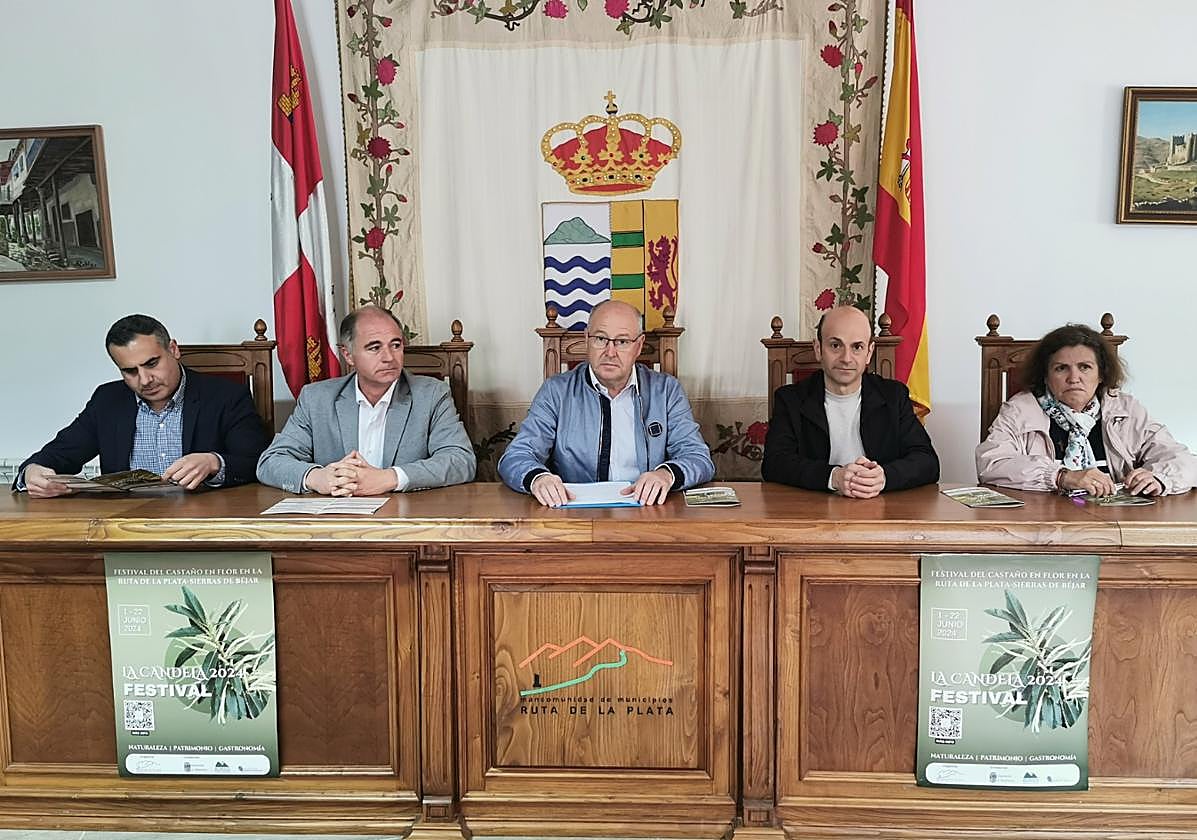 Presentación del Festival La Candela 2024 en el Ayuntamiento de Montemayor del Río.