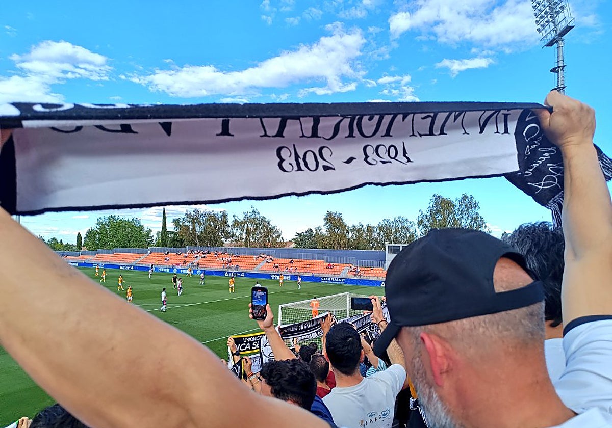 Unionistas de Salamanca durante su partido ante el Rayo Majadahonda