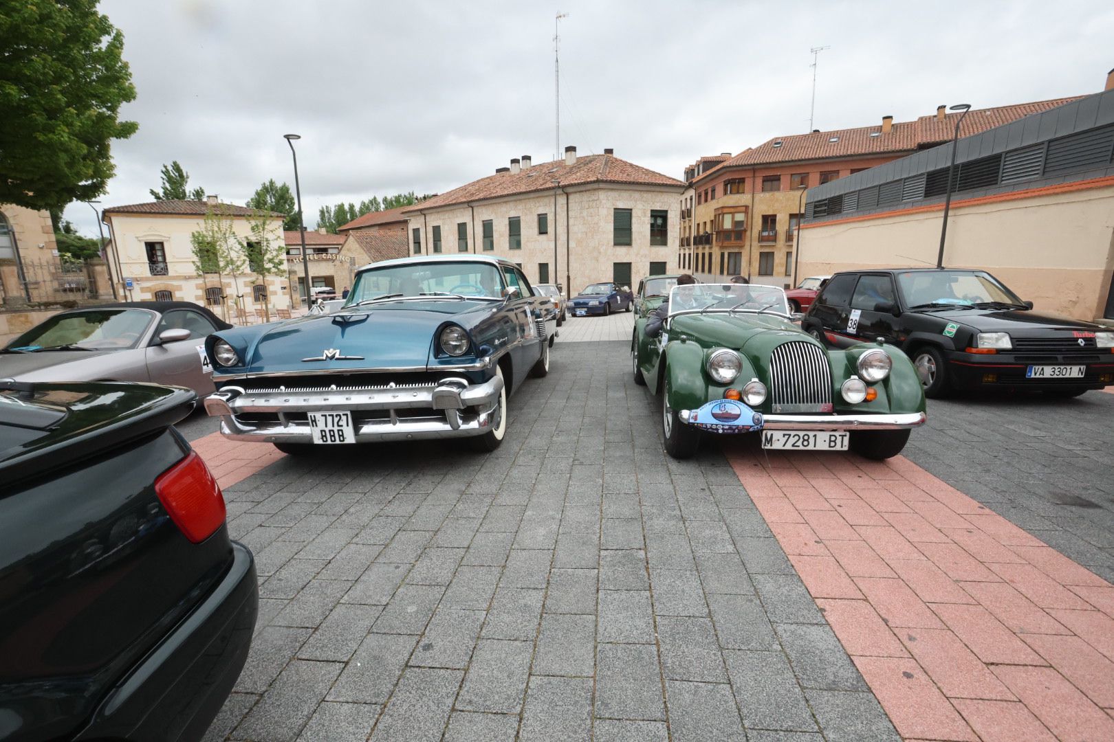 Salamanca acoge un rally urbano de regularidad con vehículos clásicos
