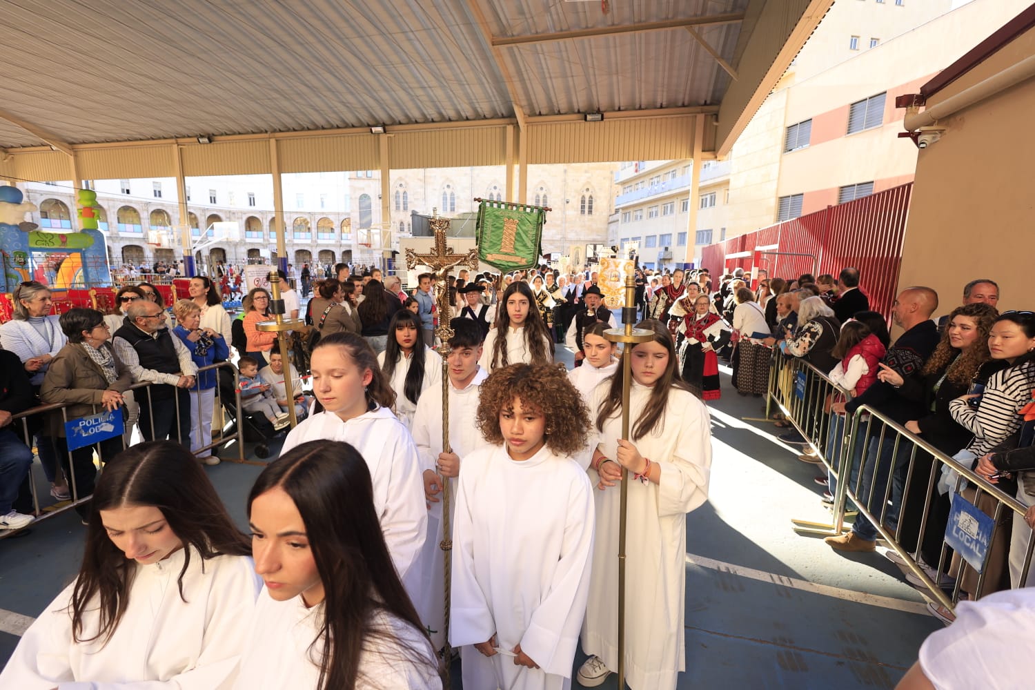 En imágenes, la procesión en honor a Maria Auxiliadora