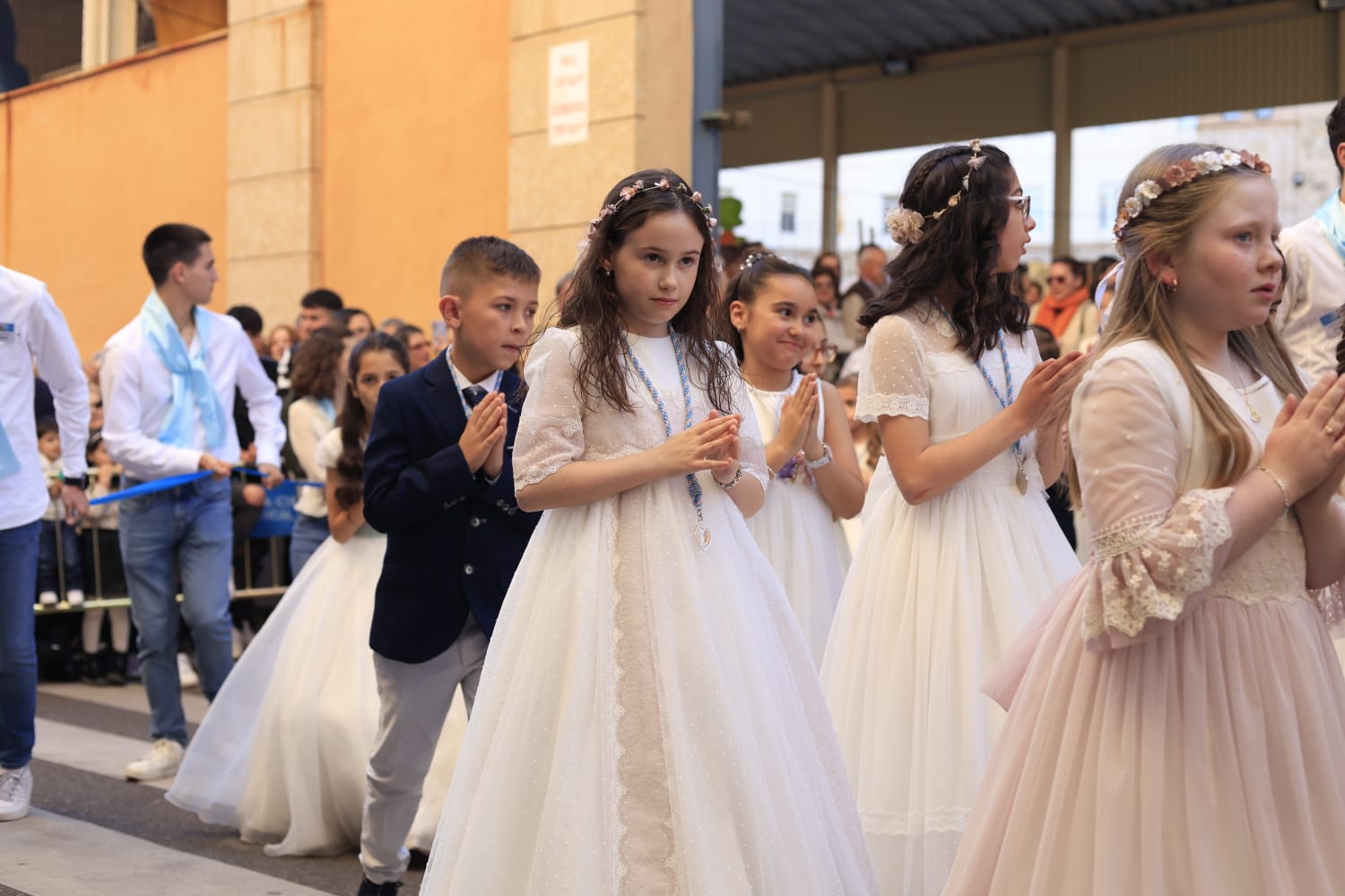 En imágenes, la procesión en honor a Maria Auxiliadora