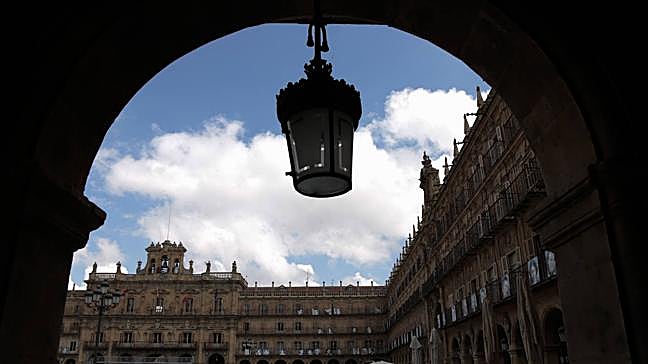 ¿Cuáles son los cuatro pabellones de la Plaza Mayor de Salamanca?