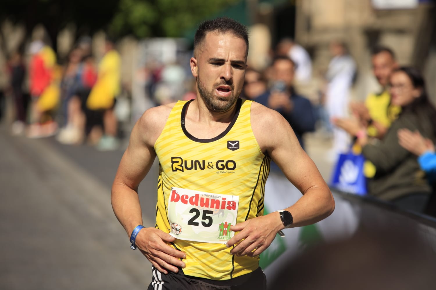 Pasos por la donación en la X Carrera Alcer de Salamanca