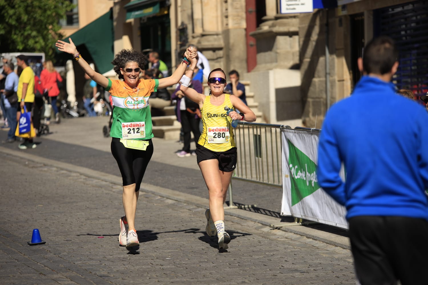 Pasos por la donación en la X Carrera Alcer de Salamanca