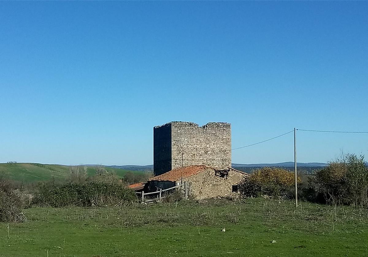 El Castillo de Tamames, construido en el siglo X