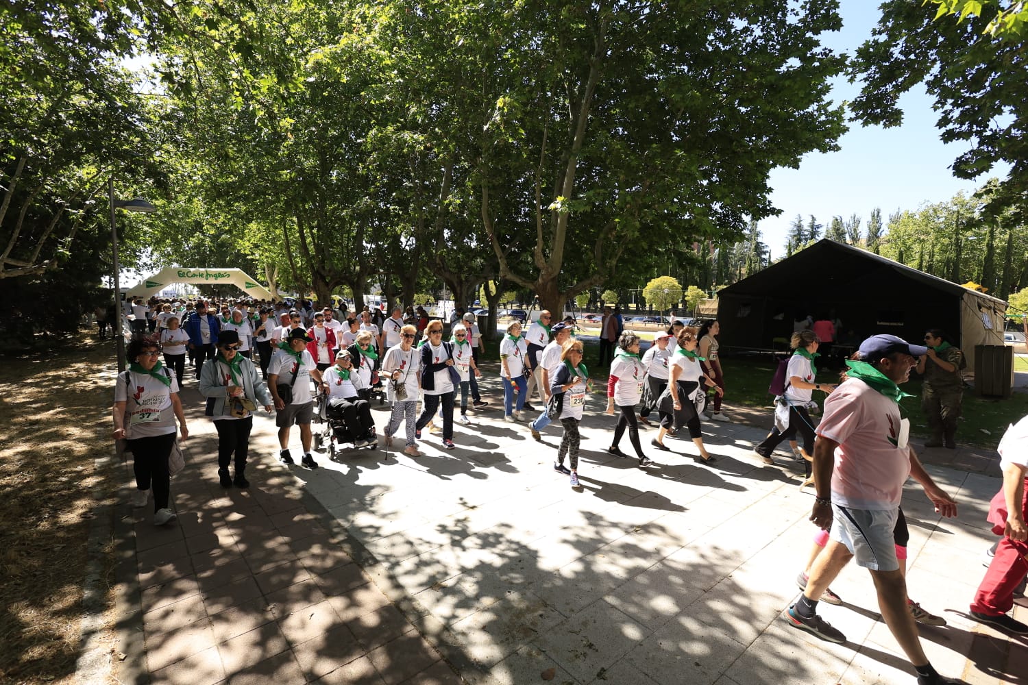 Cientos de salmantinos marchan por una buena causa