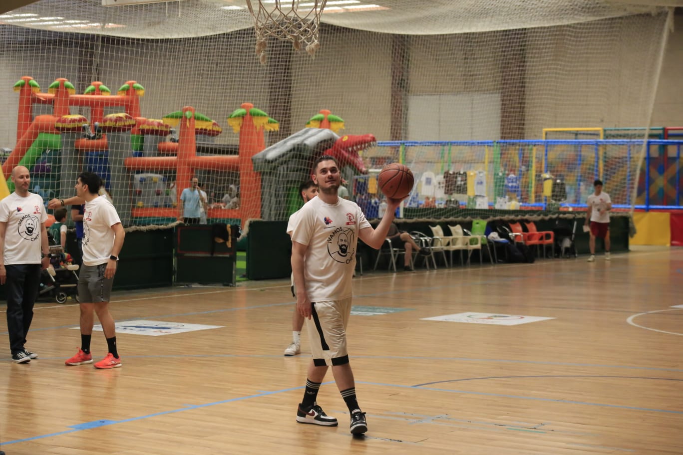 El baloncesto salmantino se une a favor de Cheto y la Asociación de Tumores Cerebrales