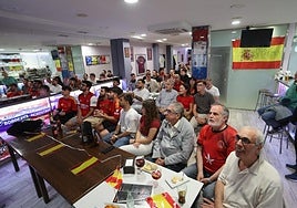 Así viven los salmantinos el España - Italia