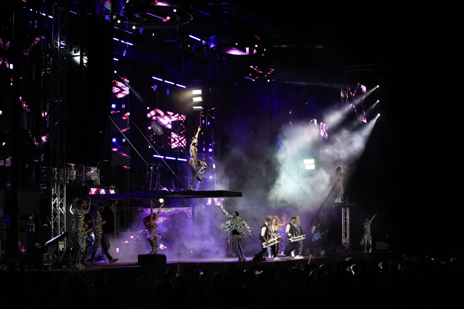 La actuación de Panorama en Castellanos de Villiquera, en imágenes