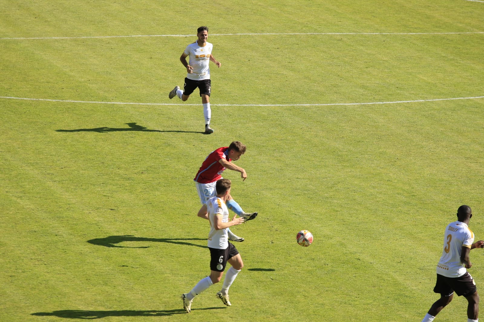 Del penalti de Amaro parado por Villanueva a los dos palos finales