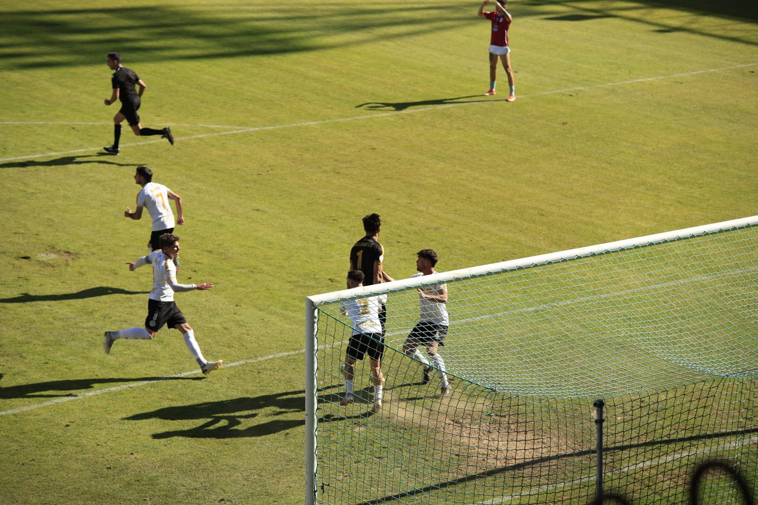 Del penalti de Amaro parado por Villanueva a los dos palos finales