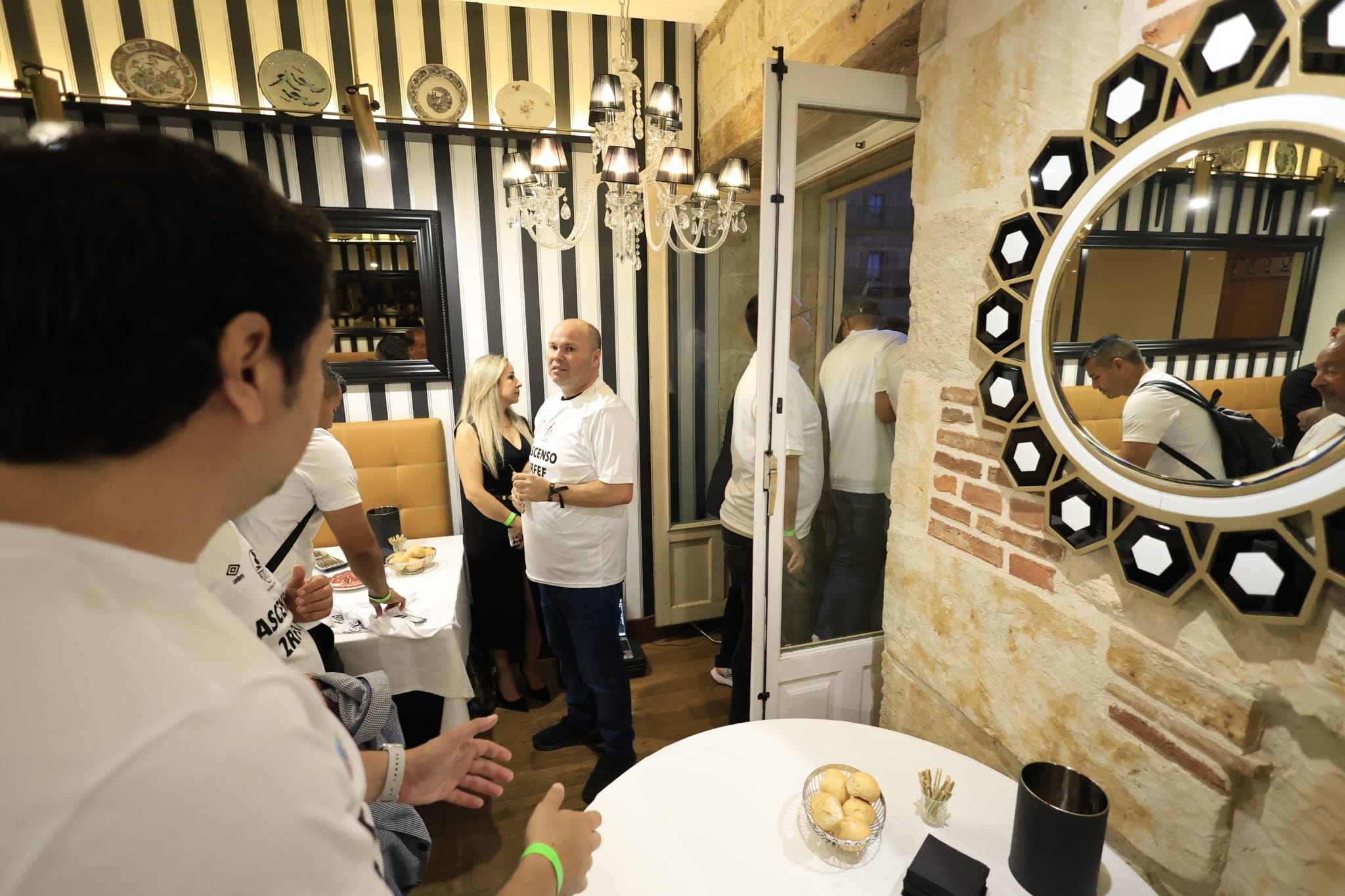 Del Helmántico a la Plaza Mayor, así se celebra el ascenso