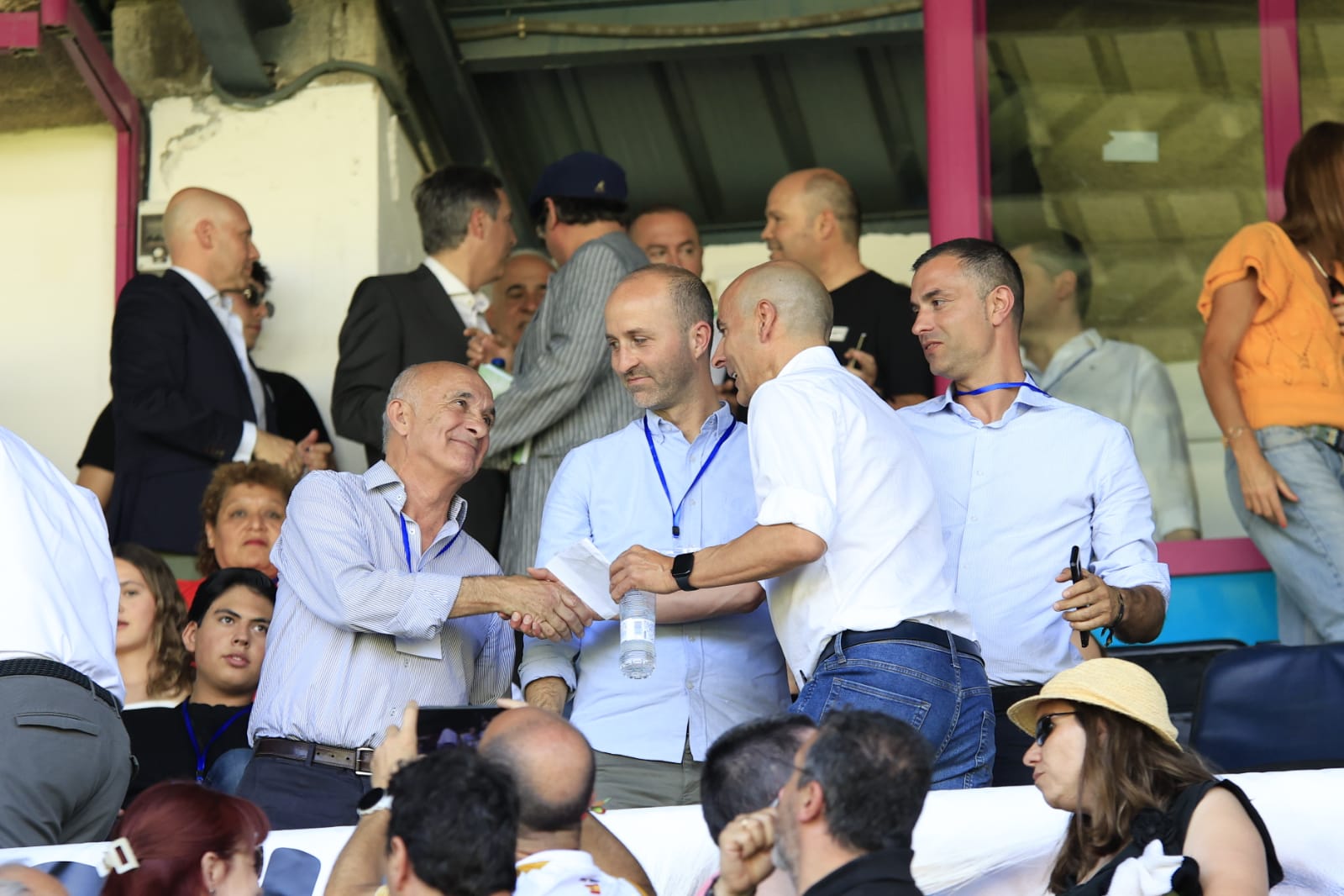 El palco del Helmántico, repleto