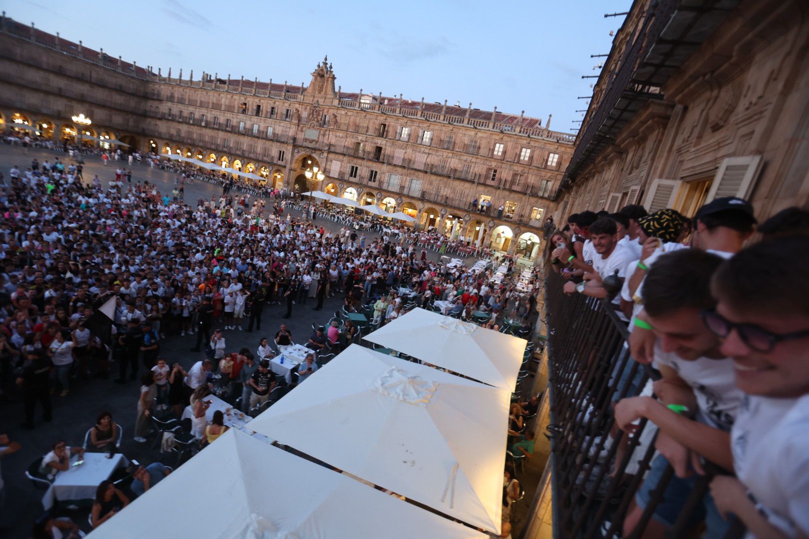 Del Helmántico a la Plaza Mayor, así se celebra el ascenso