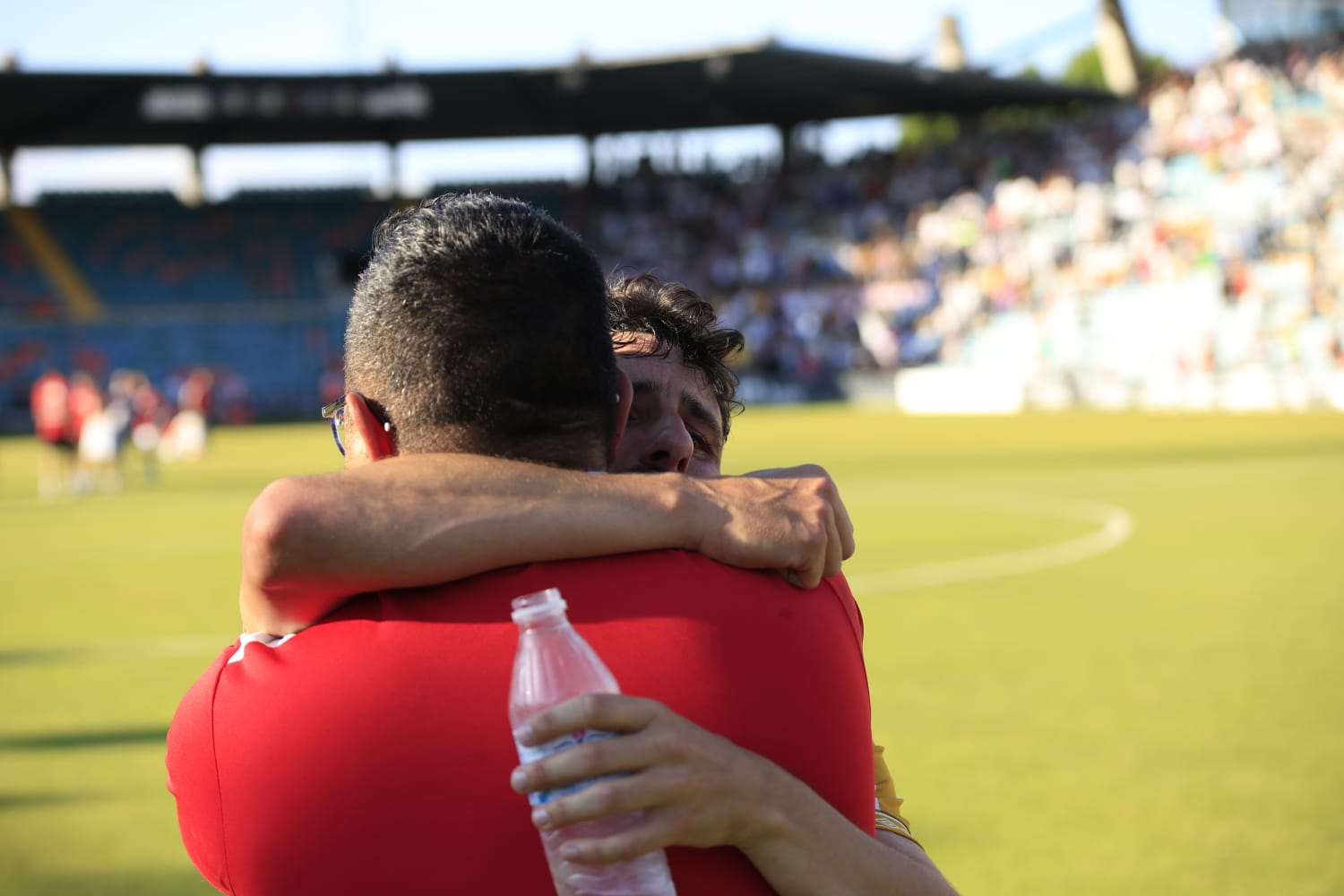 Celebración en el estadio del ascenso del Salamanca UDS a Segunda RFEF
