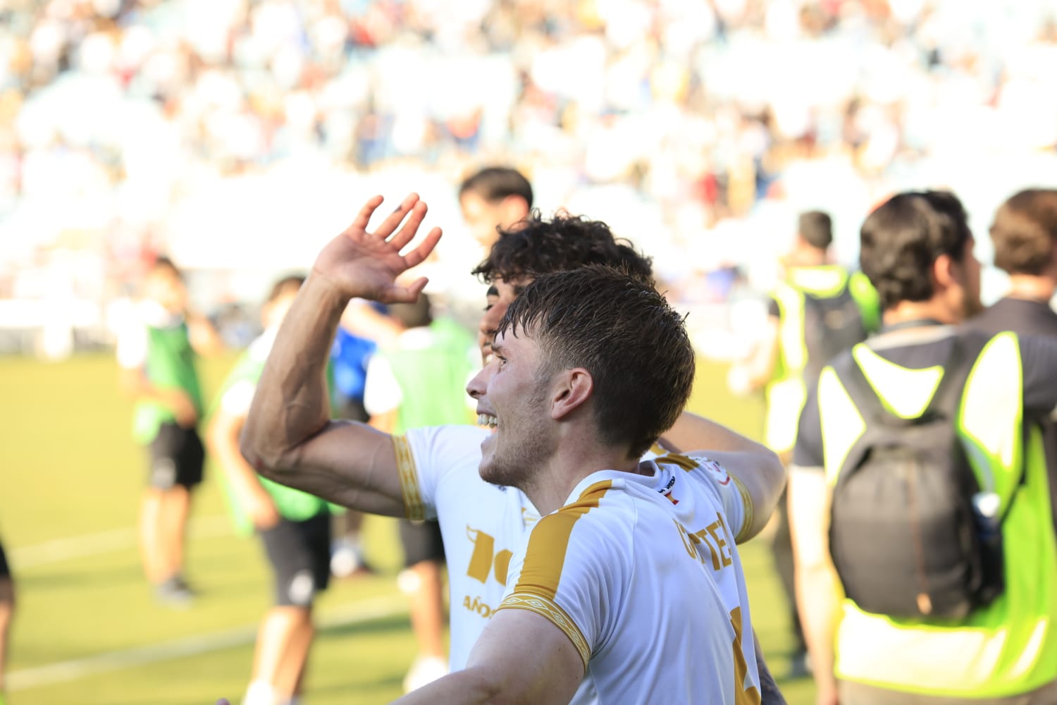 Celebración en el estadio del ascenso del Salamanca UDS a Segunda RFEF