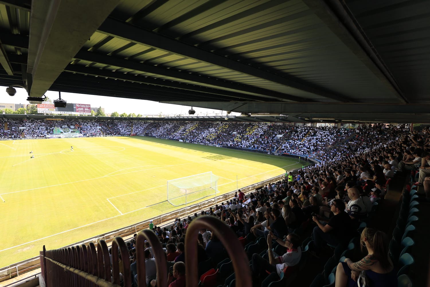 La grada del Helmántico, en la final por el ascenso a Segunda RFEF