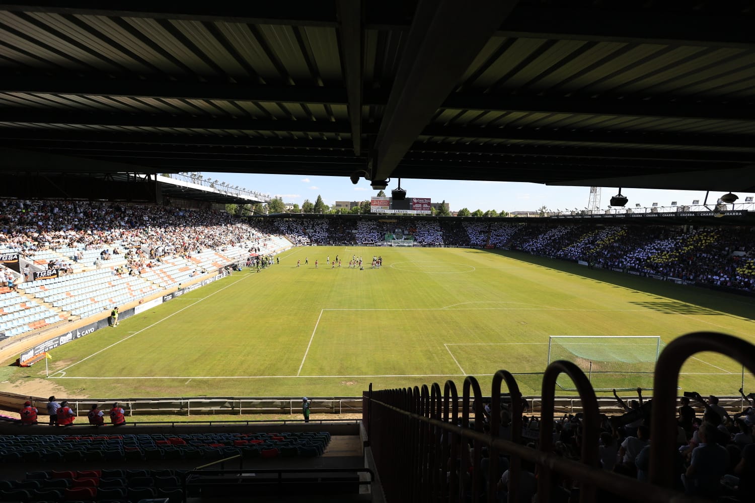 La grada del Helmántico, en la final por el ascenso a Segunda RFEF