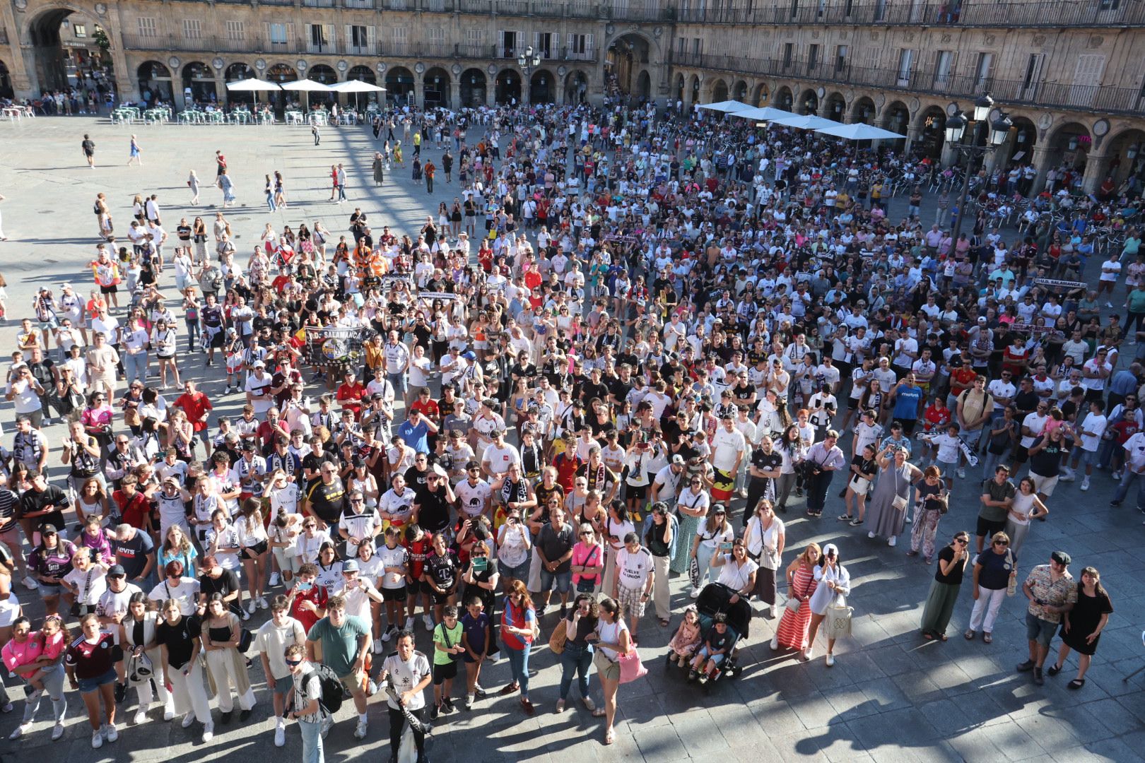 El Salamanca UDS ofrece su ascenso a la ciudad en el Ayuntamiento