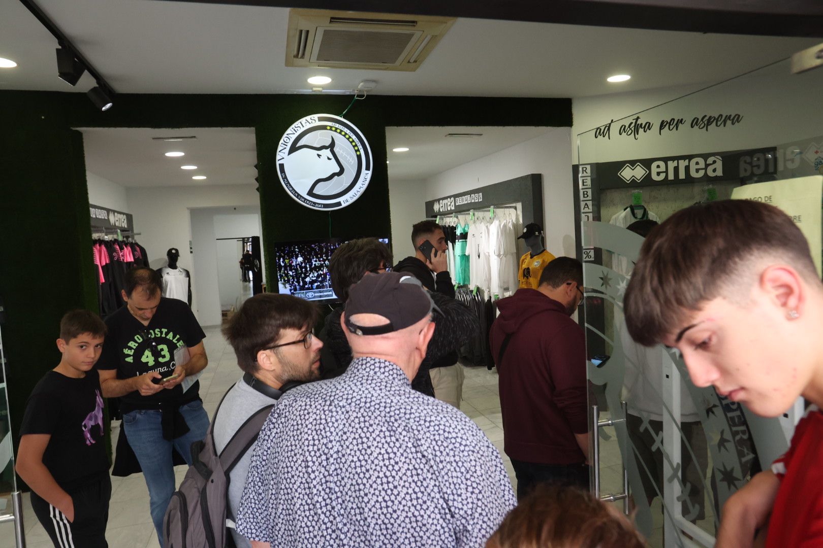 Unionistas llena la Rúa Mayor en el último periodo de renovaciones