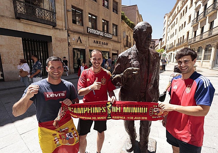 Alejandro Silleros, Jesús Fraile y Álex Esteban (de izquierda a derecha)
