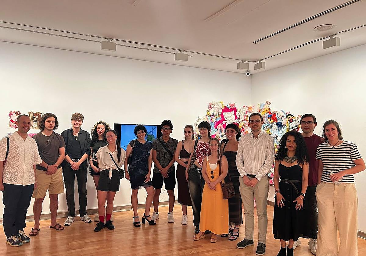 Alumnos cuyas obras están expuestas en el DA2.