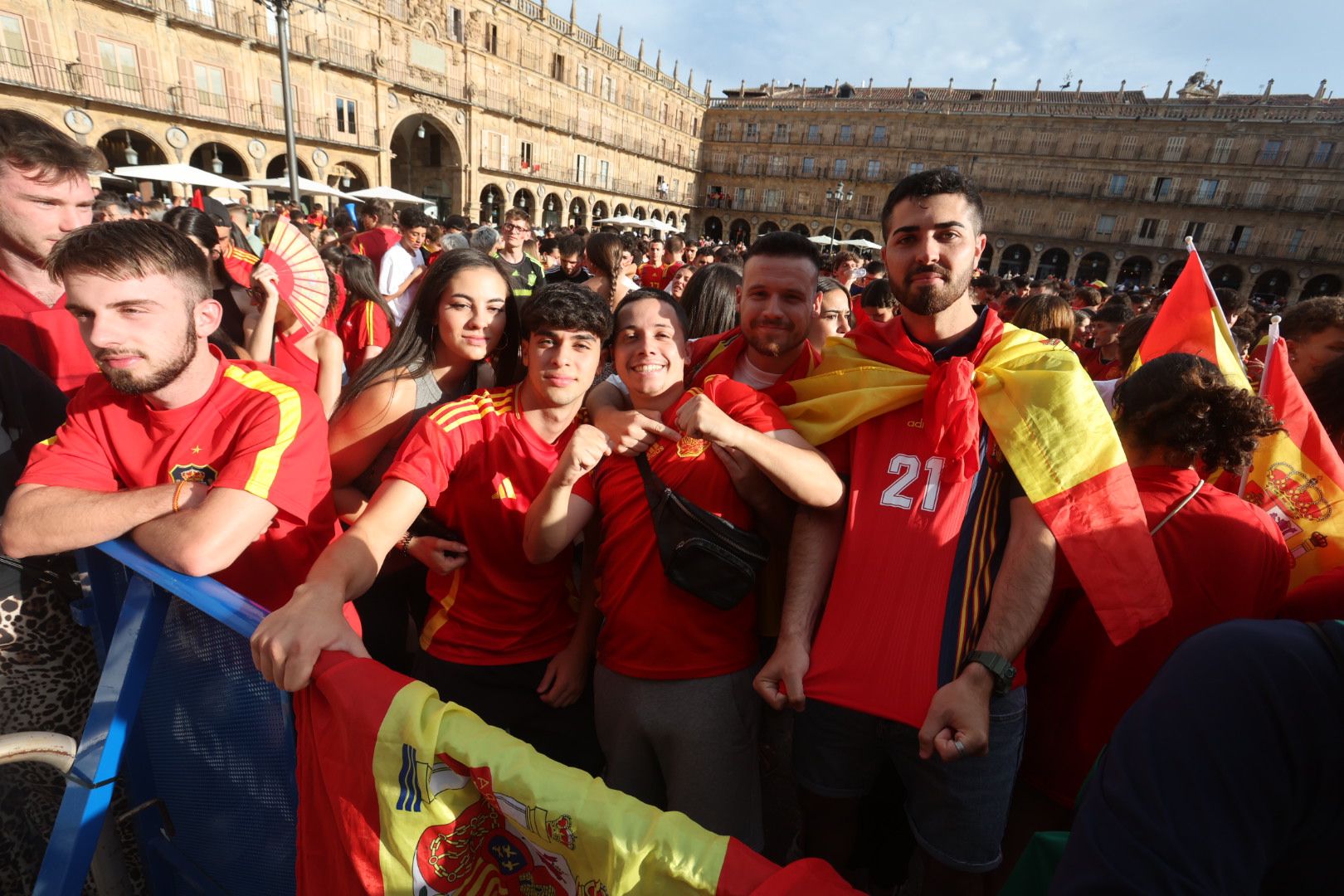 La Plaza Mayor espera la victoria de La Roja
