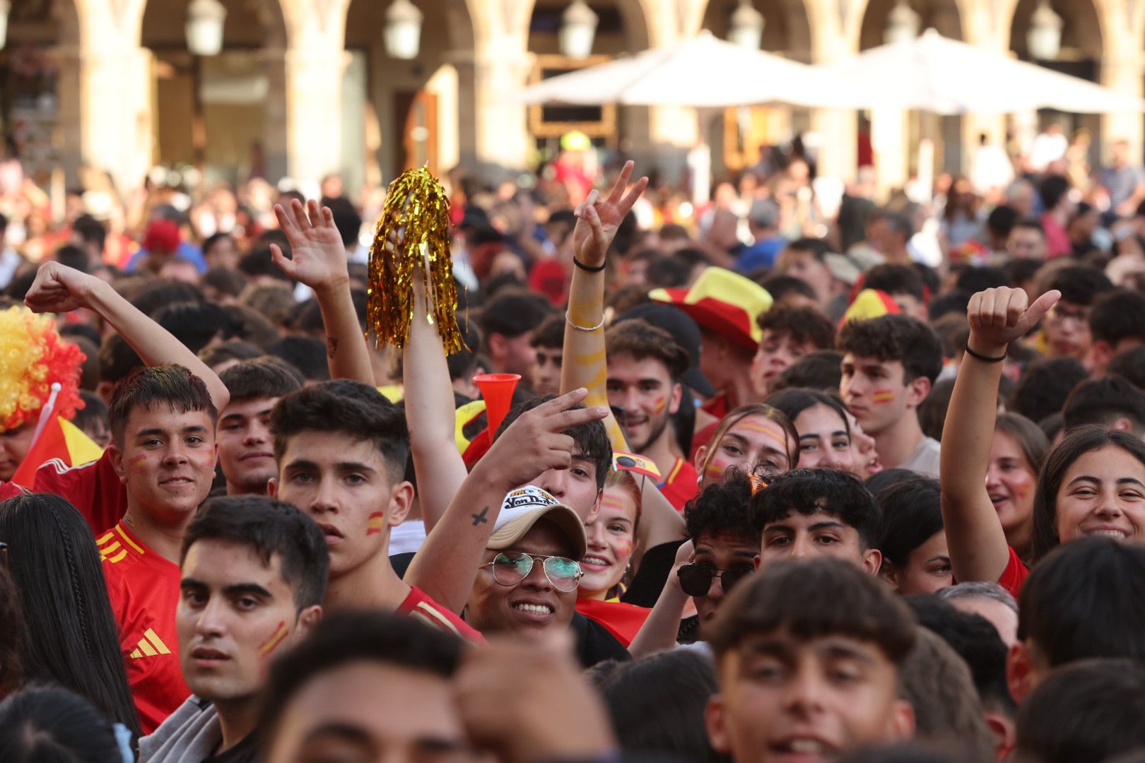 La Plaza Mayor espera la victoria de La Roja