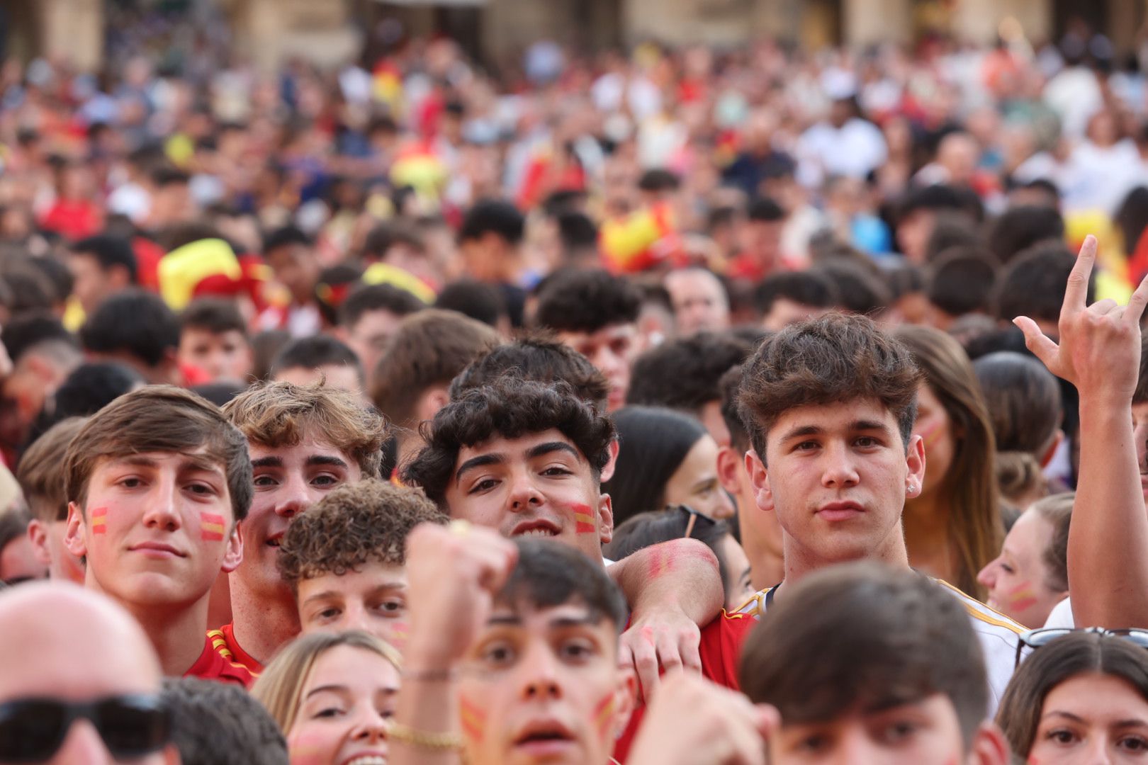 La Plaza Mayor espera la victoria de La Roja