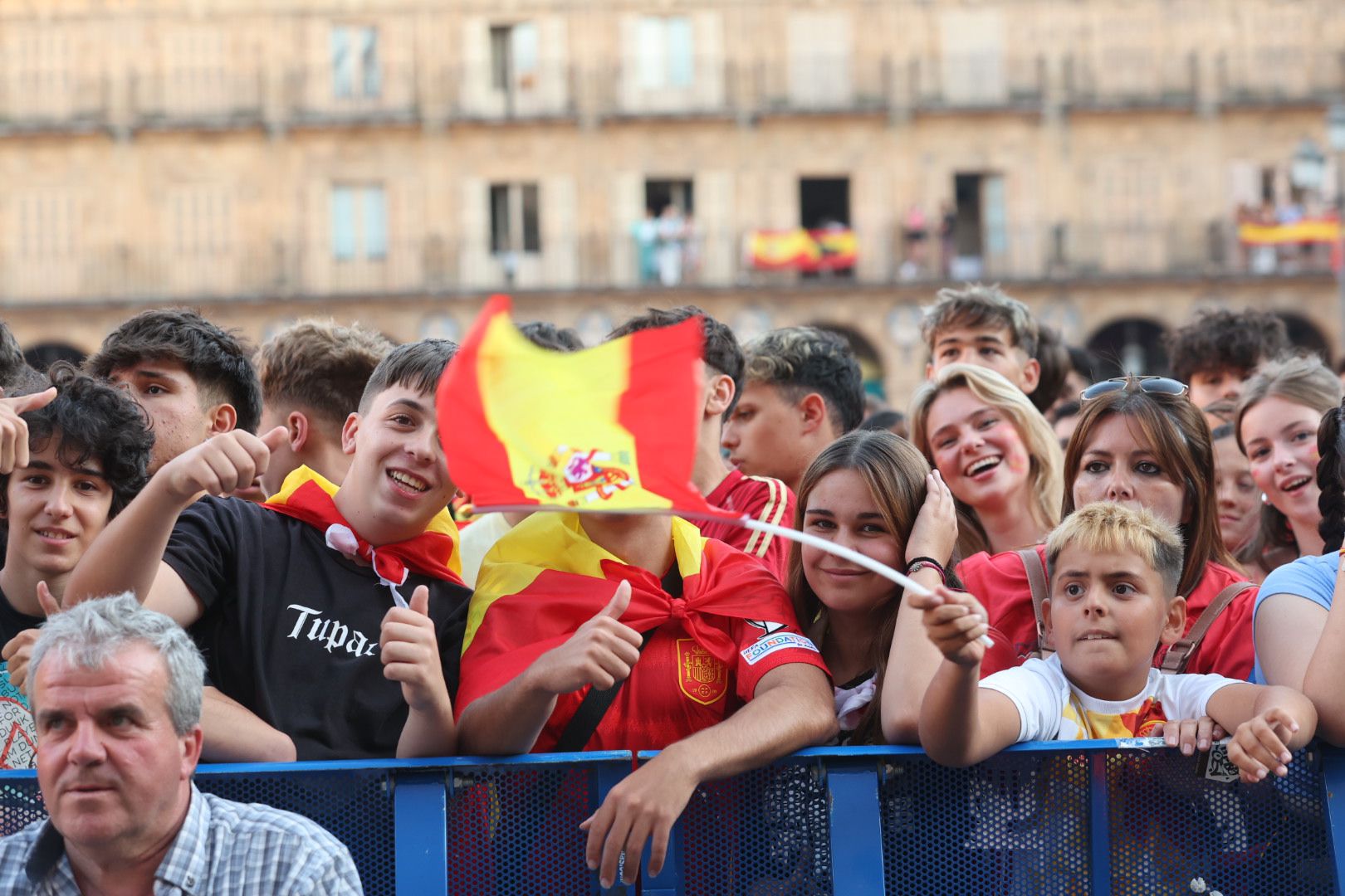La Plaza Mayor espera la victoria de La Roja