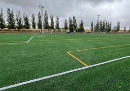 El campo de la provincia de Salamanca que estrena césped artificial