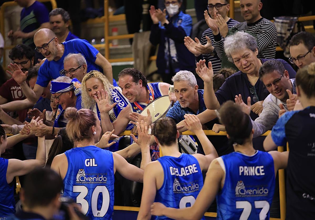 Pabellón de Würzburg. Semifinales de la Liga Femenina Endesa entre CB Avenida y Girona
