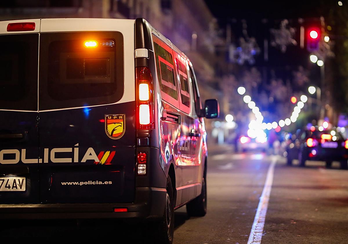 Un furgón de la Policía Nacional en una imagen de archivo.