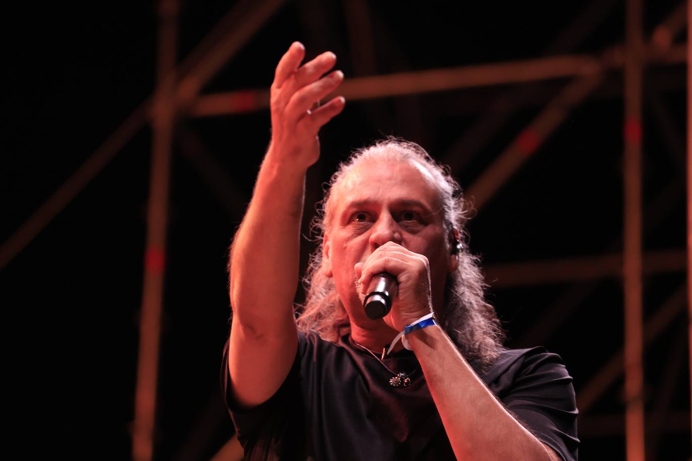 El multitudinario concierto de Camela en Salamanca, en imagenes